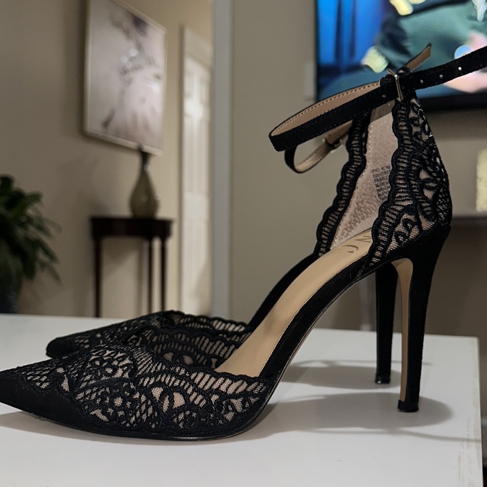 Heels - Picture 2 of 2